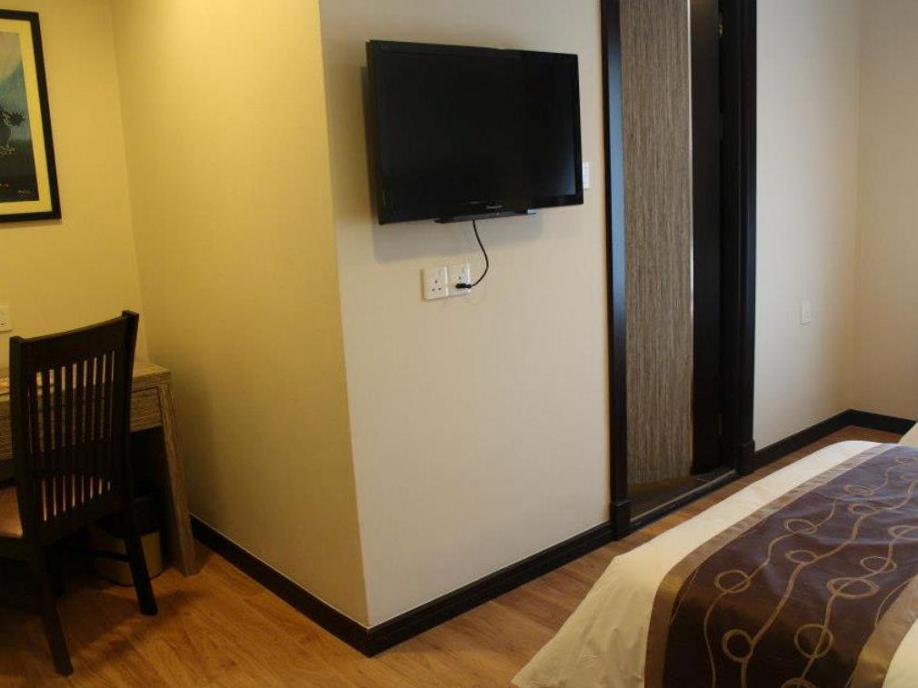 Super Oyo 985 Hotel Nur Miri Zewnętrze zdjęcie