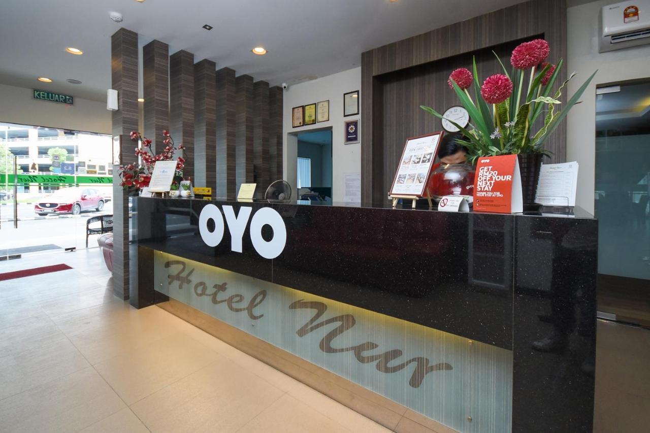 Super Oyo 985 Hotel Nur Miri Zewnętrze zdjęcie